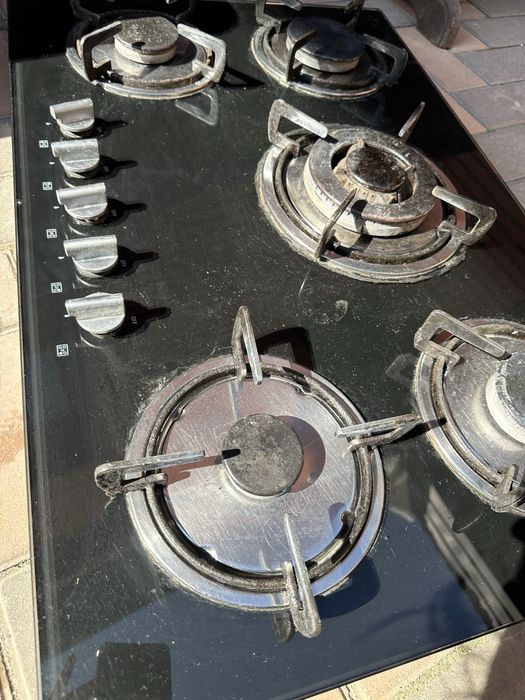 Продам газовую плиту