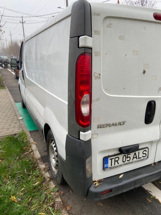 Vand Renault Trafic 2008 Versiunea Maxi!