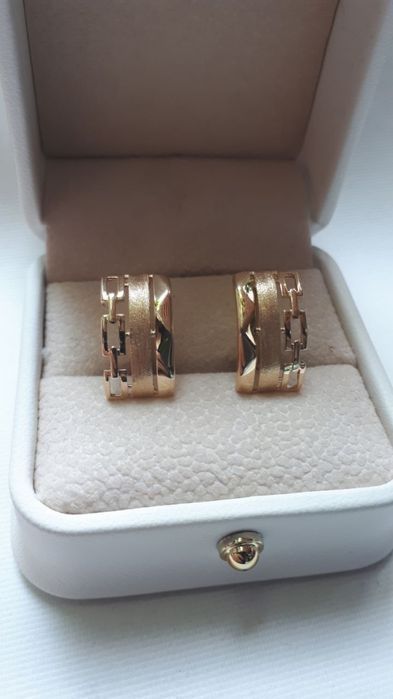 серьги золото ссср завод печать со звездой,585-п,весь -0.96-грам