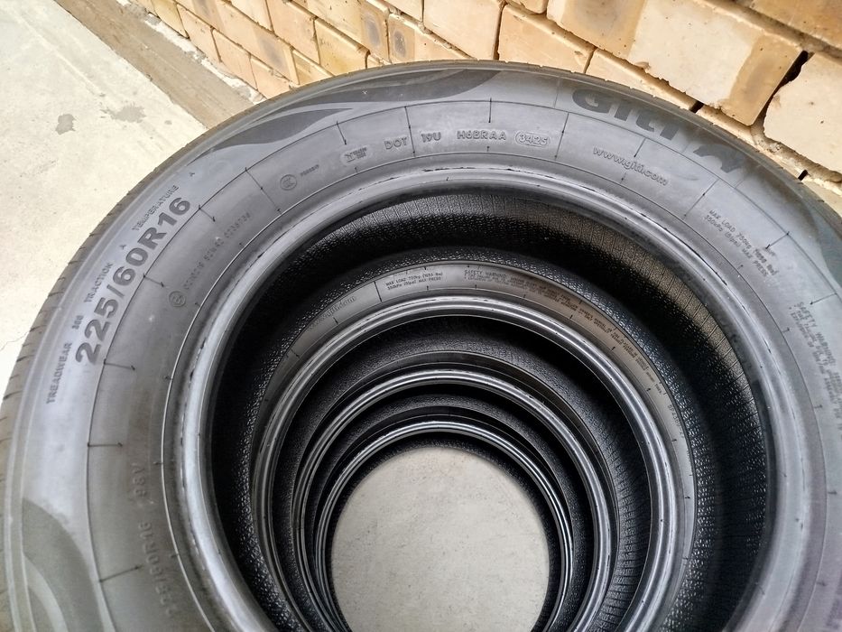 225 60 R16 Shina Giti comfort