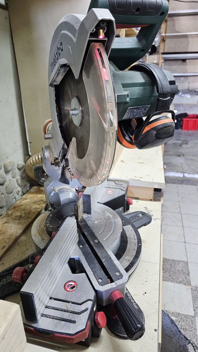 Пендола Metabo KS 305