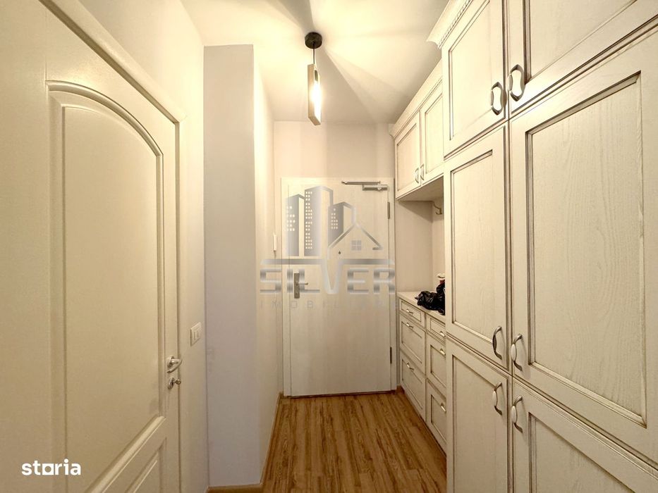 Apartament cu 3 camere/79 mp/parcare subterana/Zona Vivo.