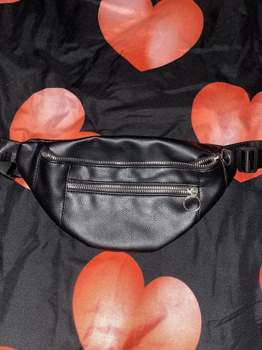 Vând borseta din piele