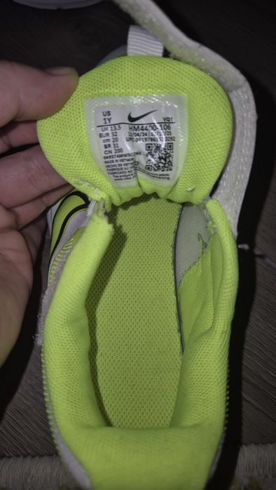 Adidasi Nike mărimea 32