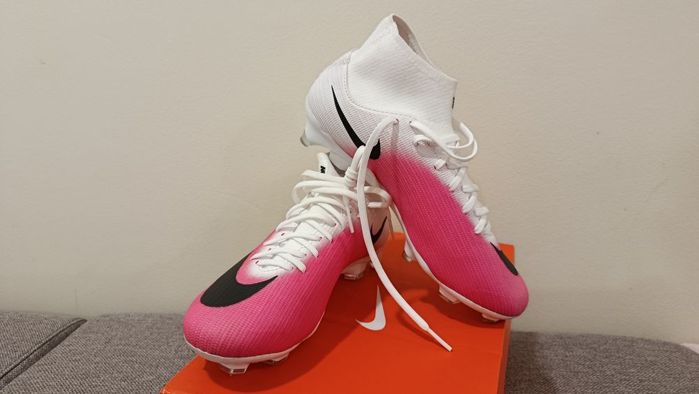 Ghete de fotbal Nike Mercurial Superfly – Noi / Impecabile (Mărimea 36.5) + Cutie
