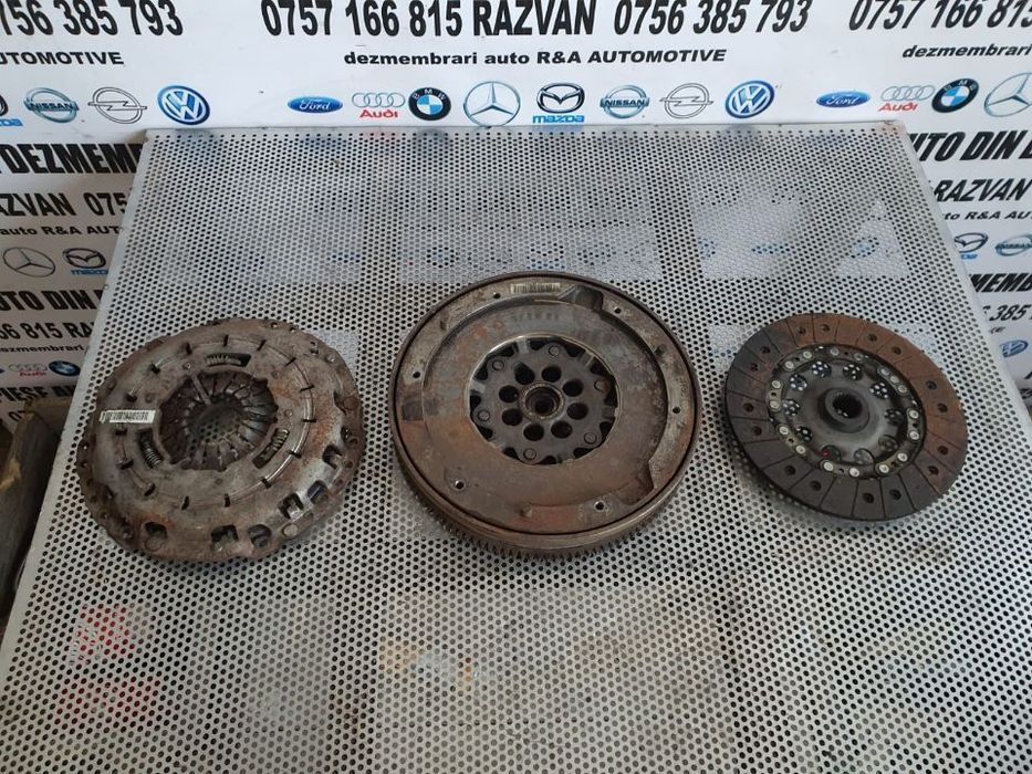Kit Ambreiaj Volanta Masa Dubla BMW E90 E91 E87 E60 E61 F10 2.0 Diesel Motor N47