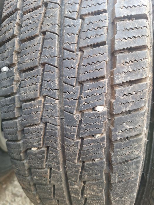 Roata Dacia papuc 175 R14C-anvelopa iarna-1 buc