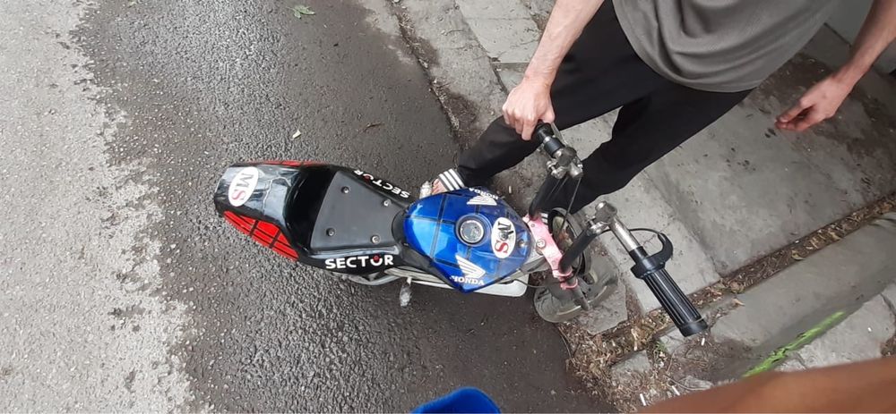 Продам электрический мопед