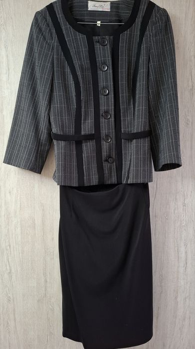 Costum 2 piese mărime 40