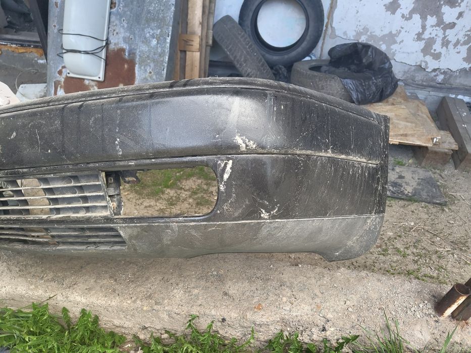 Бампер audi 100c4