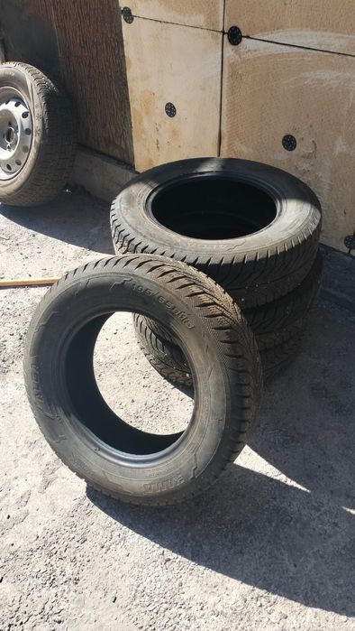 Продам зимние шины