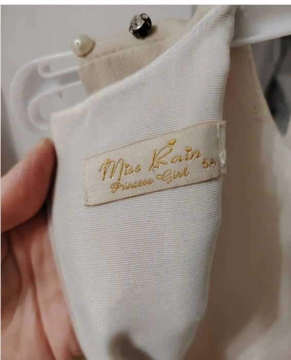 Платье нарядное праздничное