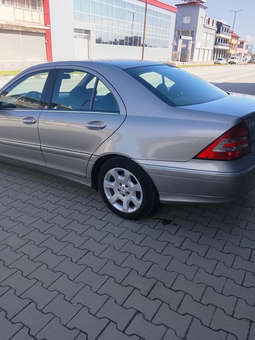 Mercedes Benz c220