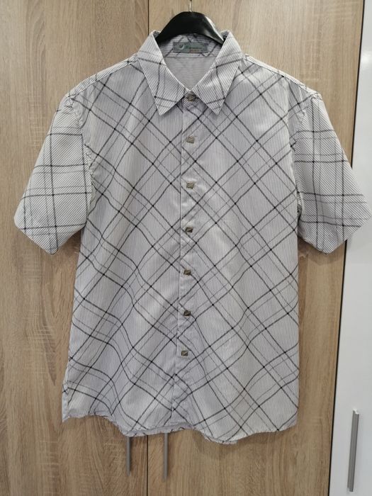 Мъжка риза с къс ръкав