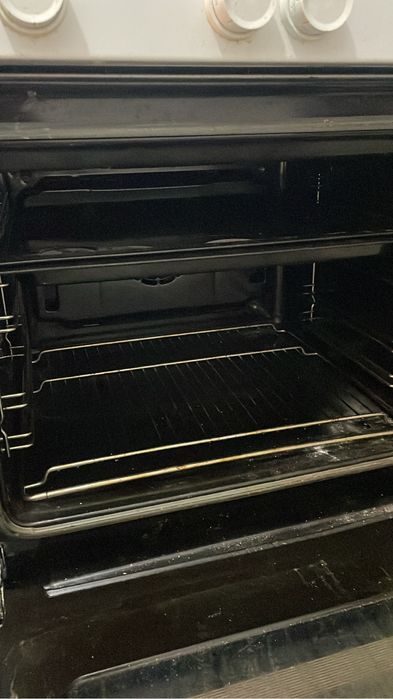 Продам газовую плиту