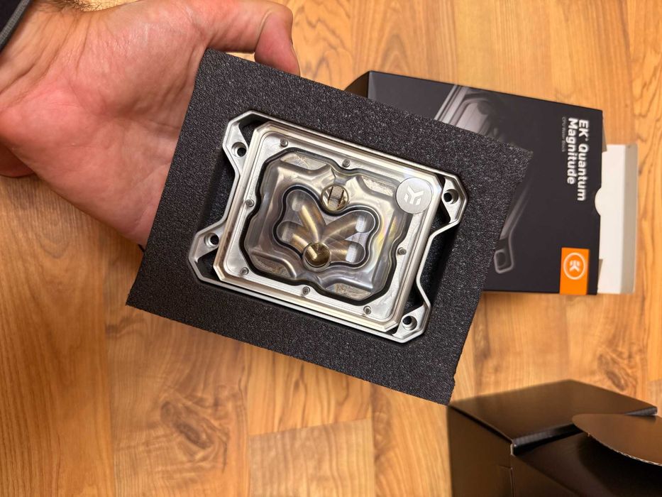 Waterblock Threadripper EK-Quantum Magnitude - compatibil cu toate seriile Threadripper