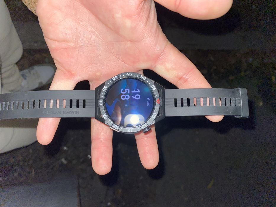 Обменяю HUAWEI 3G SE на Apple Watch