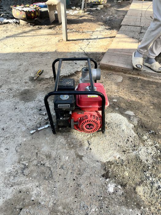 Помпа для откачки воды