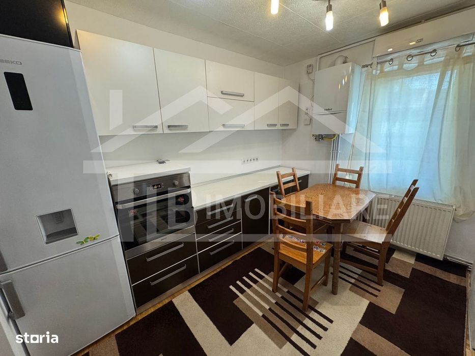 Apartament cu 3 camere, 65mp, parcare, Zona Unirii