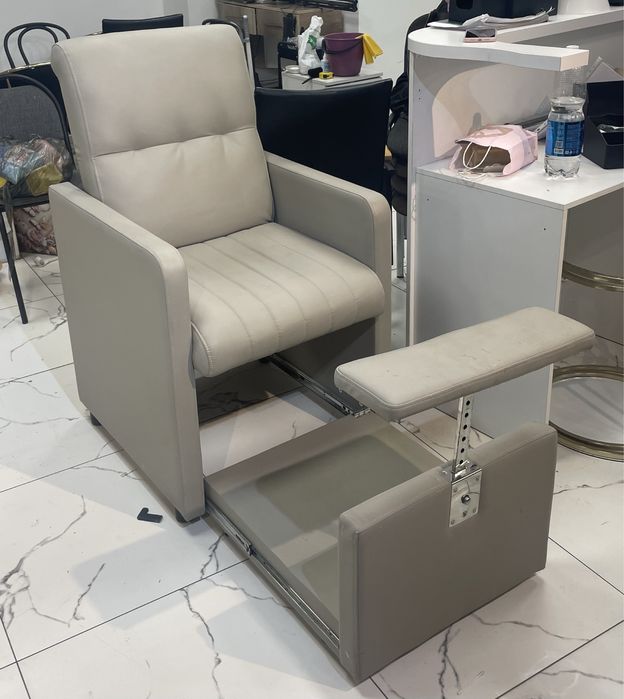 Педикюрное кресло