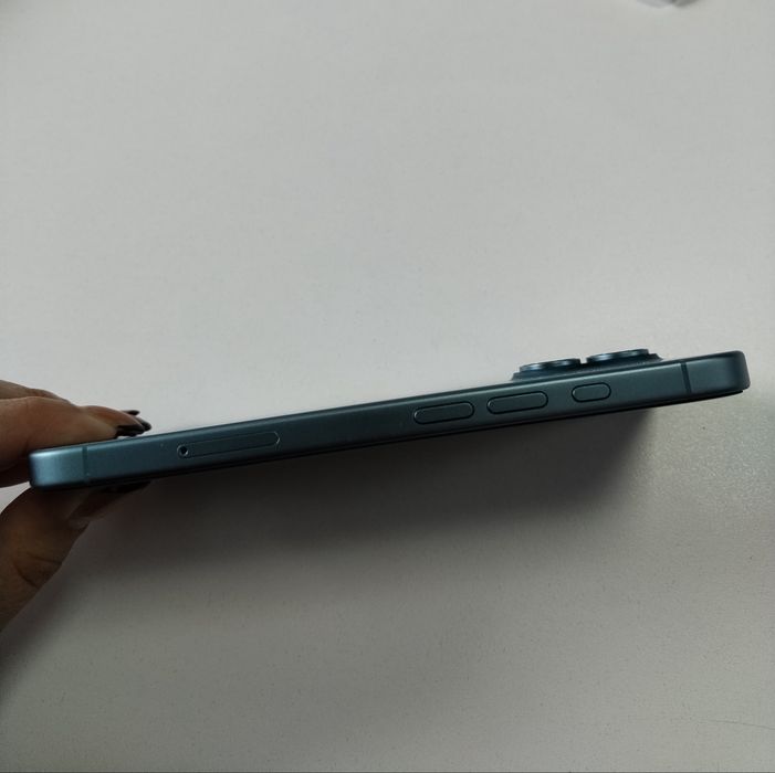 iphone 16 / 256 gb