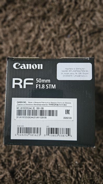 Obiectiv canon RF 50mm f1.8 STM