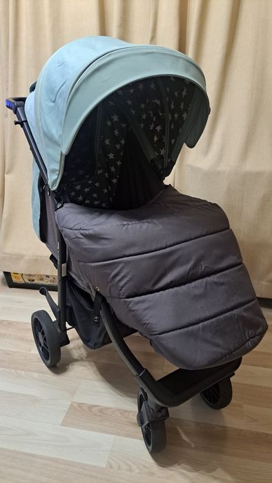 Б.У. Коляска прогулочная Rant Vega
