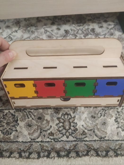 Продам Развивашки 3+