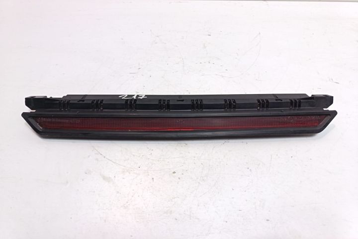 Lampa stop aditionala 3B9945097A Volkswagen VW Passat B5