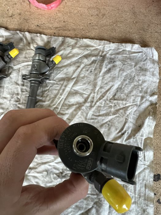 Дюзи BOSCH от Ford Focus Mk2 1.6TDCI 109кс. Facelift 2010г.