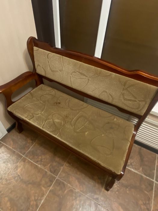 Продам уголок на кухню