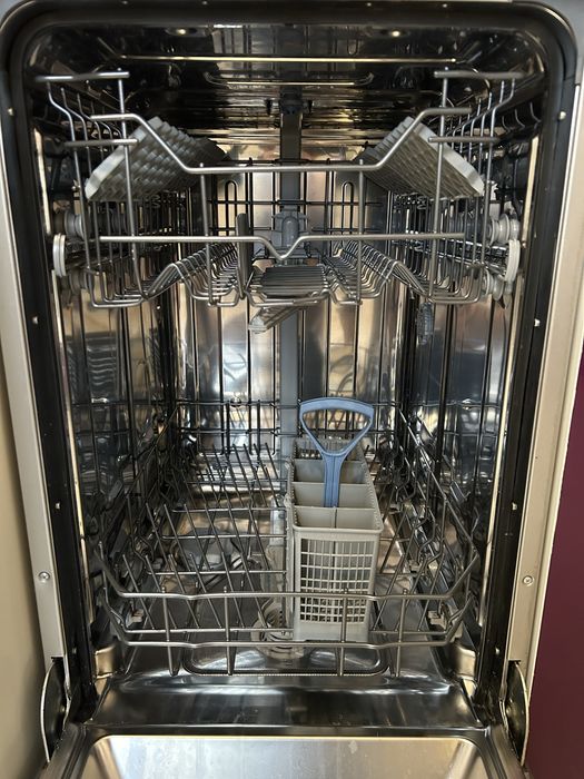 Посудамойка машина