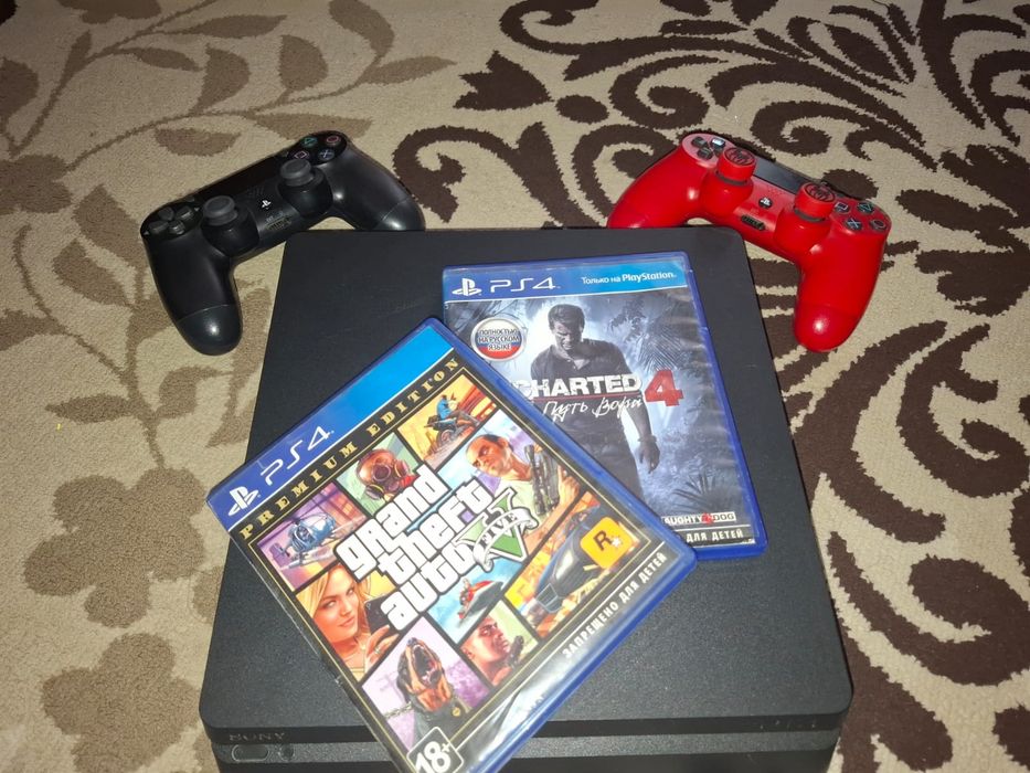Продам PS 4slim. Сони плейстейшен