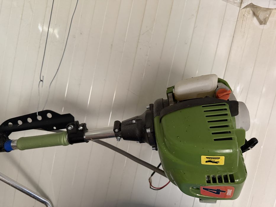Motocoasă pe benzină Procraft T5600, Motor 4 Timpi, 62cc - Aproape Nouă / Stare Excelentă