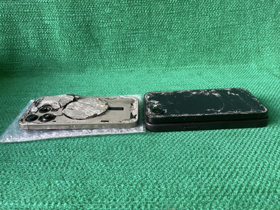 vand iphone 15 pro  si 16e