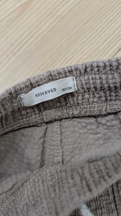 Лот детски бежови панталони 122, 6-7 години за момче. Карго и джинси