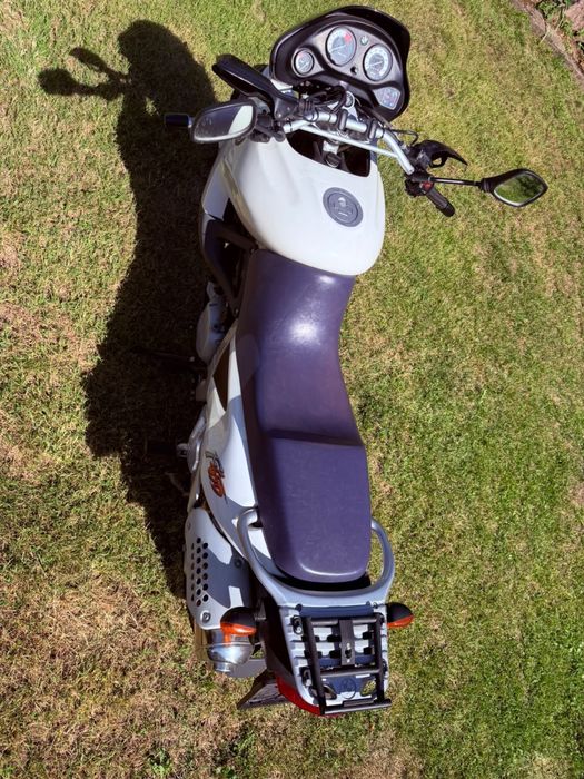 Vand bmw f65 fara baterie