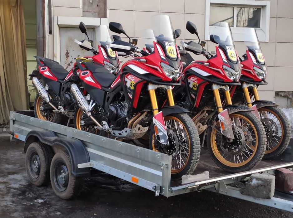 Легковой прицеп, новый