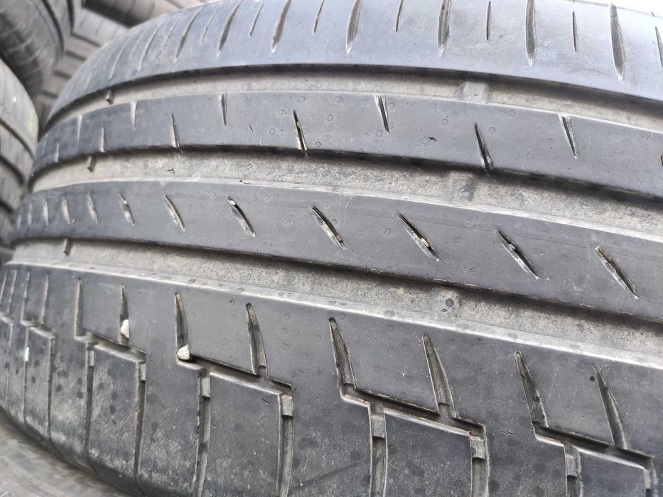 2бр Летни гуми 225 50 18 - Continental