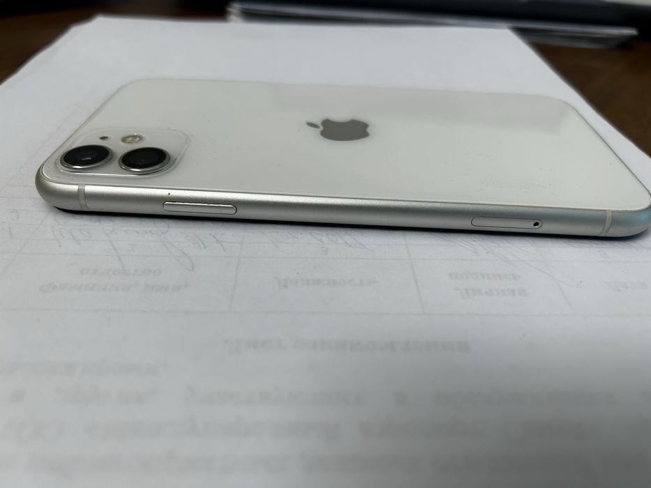 Продам iphone 11 в идеальном состоянии