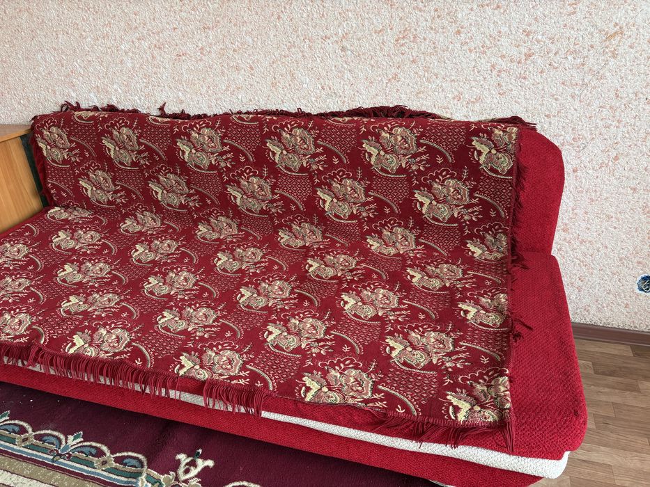 Удобный Диван продаётся