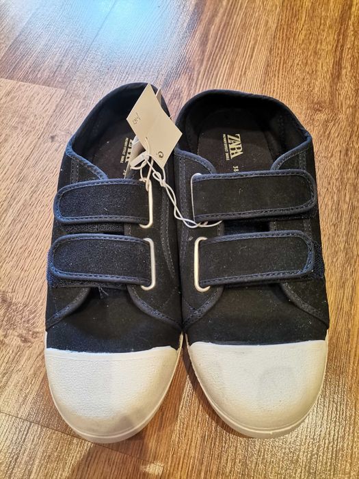 Спортни обувки - кецове Zara