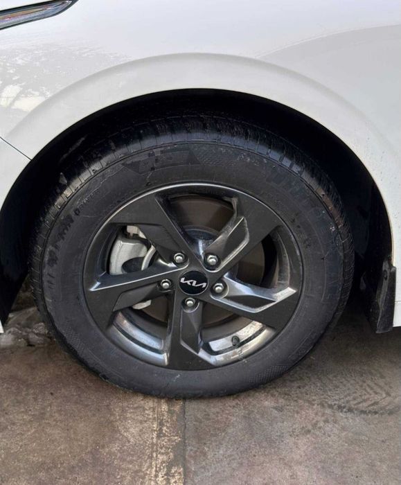 Kia k5 naqtga toza