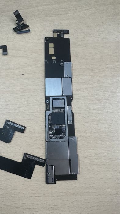 Placa de baza ipad 10 defect