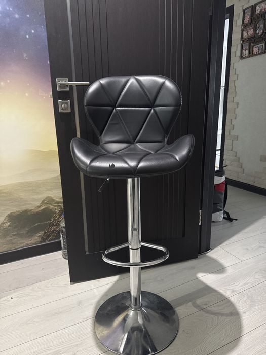 Барный стул………… ………..