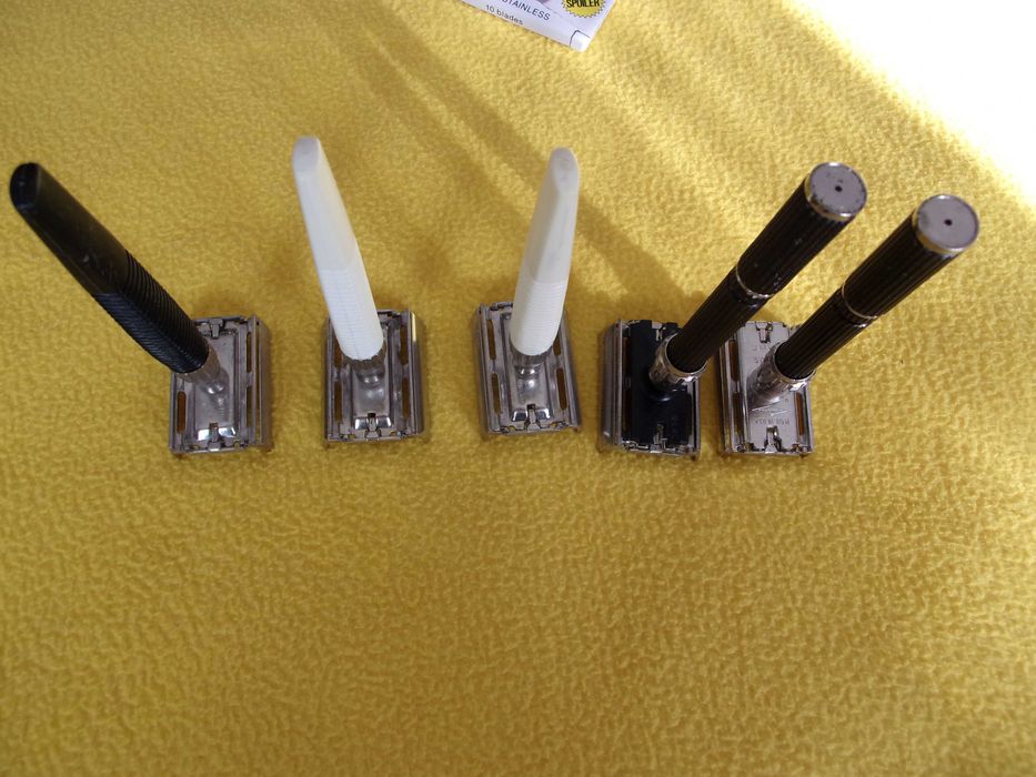 Aparate de ras Gillette clasice SUA si UK