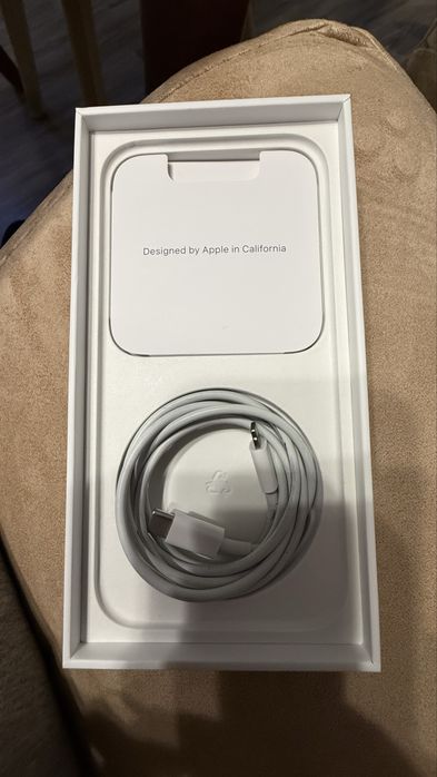 Продавам iPhone 14 pro 128 gb space black