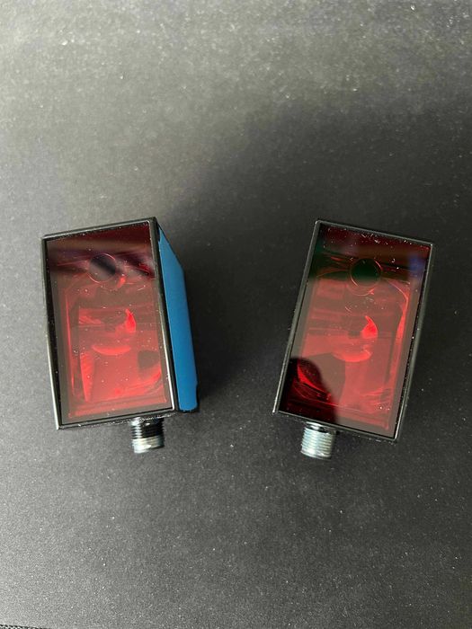 Senzor de măsurare a distanței cu laser SICK DT50-P1123