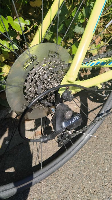 Bicicleta de sosea Merida Scultura 200