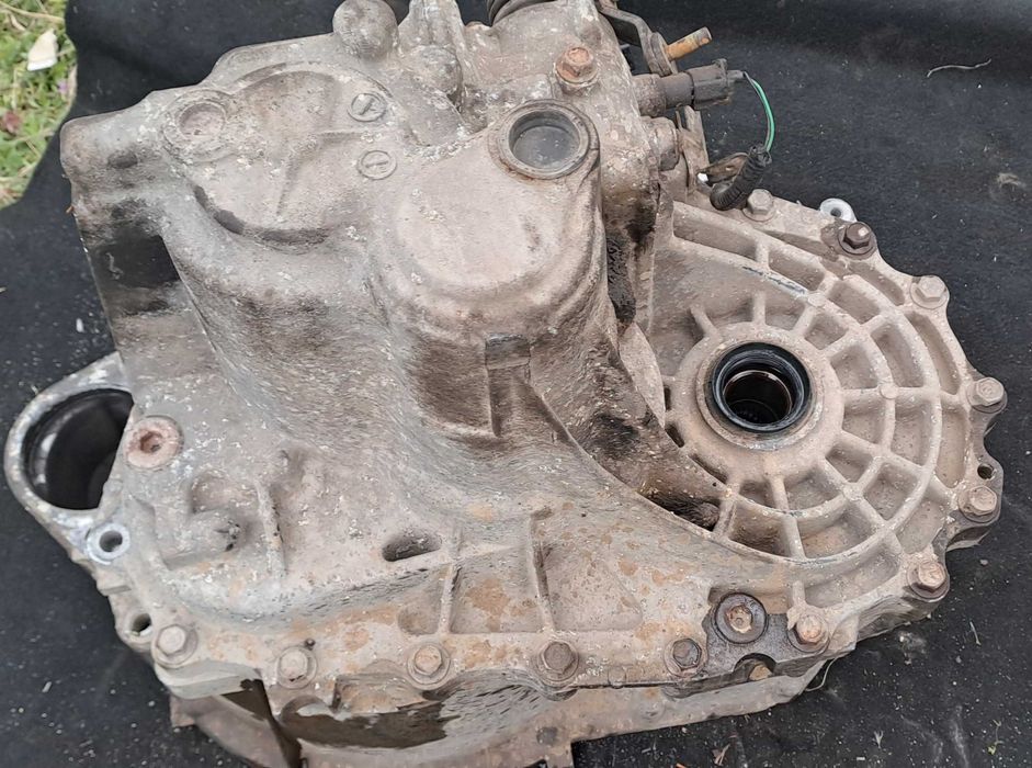 Скоростна кутия ръчна NISSAN X-TRAIL Нисан Екс-трейл  2.5I 165к.с